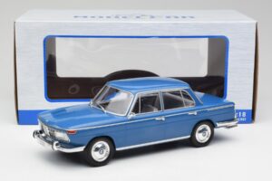 BMW 2000 Tilux E120 Caribe Blau MCG 1:18 MCG18291 Metall – Bild 6 von 6
