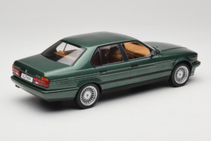 BMW Alpina B11 E32 3.5 Metallic Green MCG 1:18 MCG18233 Metall – Bild 2 von 6