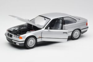 BMW 3 Series E36 Coupe Silber UT Models 1:18 180023321 Metall – Bild 2 von 8