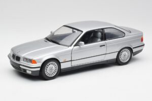 BMW 3 Series E36 Coupe Silber UT Models 1:18 180023321 Metall