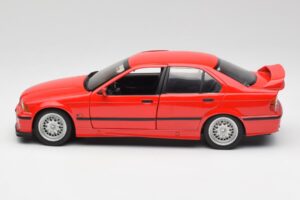 BMW 318is E36 Hellrot UT Models 1:18 180024302 Metall – Bild 4 von 8