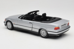 BMW 3 Series E36 Cabriolet Silber UT Models 1:18 BMW008 Metall – Bild 7 von 8