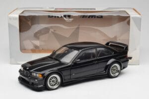 BMW E36 M3 GTR Street Cosmos Schwarz UT Models 1:18 20481 Metall – Bild 8 von 8