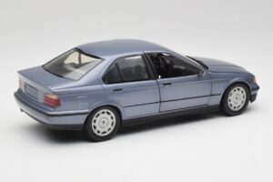 BMW 3-Series E36 Avus Blau UT Models 1:18 180023300 Metall – Bild 3 von 8