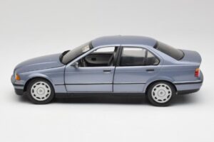 BMW 3-Series E36 Avus Blau UT Models 1:18 180023300 Metall – Bild 4 von 8