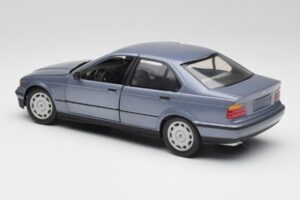 BMW 3-Series E36 Avus Blau UT Models 1:18 180023300 Metall – Bild 7 von 8