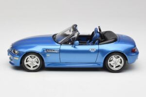 BMW Z3 E36 M Roadster Estoril Blue Bburago 1:18 3349-M1 Metall – Bild 4 von 8