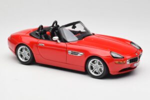 BMW Z8 E52 Roadster Hellrot Bburago 1:18 12032 Metall – Bild 6 von 8