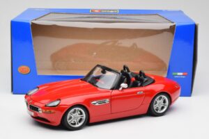 BMW Z8 E52 Roadster Hellrot Bburago 1:18 12032 Metall – Bild 8 von 8