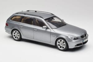 BMW 545i E61 Touring Hellgrau Kyosho 1:18 80430308414 Metall – Bild 6 von 8