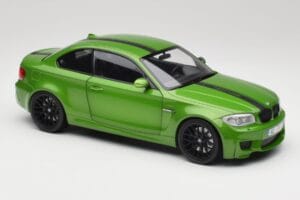 BMW 1er E82 Coupe Taiga Green Metallic Minichamps 1:18 110020024 Metall – Bild 6 von 8