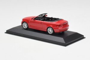 BMW 1er E88 Cabriolet Karminrot Minichamps 1:43 431026230 Metall – Bild 3 von 5