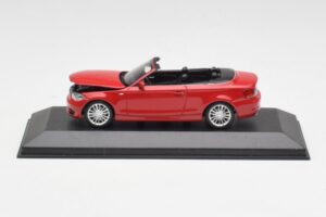 BMW 1er E88 Cabriolet Karminrot Minichamps 1:43 431026230 Metall – Bild 5 von 5