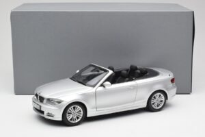 BMW 135i E88 Cabriolet Titan Silber Kyosho 1:18 80430427021 Metall – Bild 8 von 8