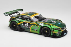 BMW Z4 E89 GT3 #24 Saudi Falcons K. Al Faisal / A. Binladen Dubai 24 Hours 2013 Minichamps 1:18 151132324 Metall – Bild 4 von 6