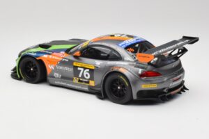 BMW Z4 E89 GT3 #76 Schubert Motorsport Dubai 24 Hours 2014 Minichamps 1:18 151142376 Metall – Bild 5 von 6