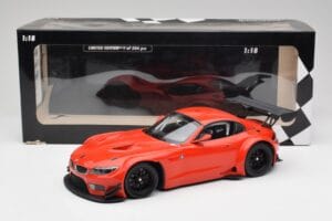 BMW Z4 E89 GT3 Rot Minichamps 1:18 151122300 Metall – Bild 6 von 6