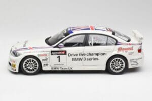BMW E90 320si #1 A. Priaulx WTCC Champion 2006 Kyosho 1:18 80430429067 Metall – Bild 4 von 8