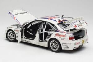 BMW E90 320si #1 A. Priaulx WTCC Champion 2006 Kyosho 1:18 80430429067 Metall – Bild 5 von 8