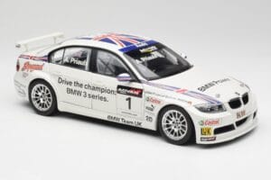 BMW E90 320si #1 A. Priaulx WTCC Champion 2006 Kyosho 1:18 80430429067 Metall – Bild 6 von 8