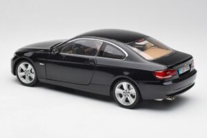 BMW 3 E92 Coupe Schwarz Kyosho 1:18 80430407222 Metall – Bild 7 von 8