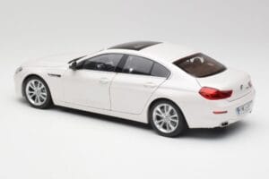 BMW 6 F06 Gran Coupe Mineral Weiss Paragon 1:18 80432218741 Metall – Bild 7 von 8