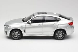 BMW X6 M F86 Silber Norev 1:18 183200 Metall – Bild 4 von 8