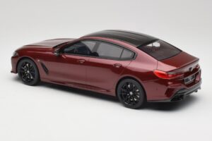 BMW M850i G15 M Performance Melbourne Red Metallic GT Spirit 1:18 GT493 Resin – Bild 5 von 6