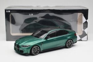 BMW M3 G80 Isle of Man Green Minichamps 1:18 155020200 Metall – Bild 6 von 6