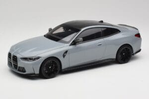 BMW M4 G82 Brooklyn Grau Minichamps 1:18 155020124 Metall