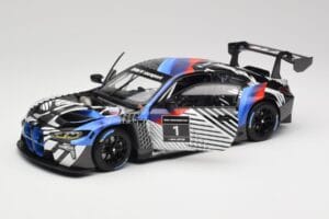 BMW M4 GT3 G82 #1 Test Version 2021 Minichamps 1:18 113222003 Metall – Bild 2 von 8