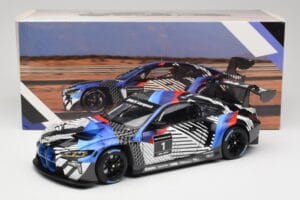 BMW M4 GT3 G82 #1 Test Version 2021 Minichamps 1:18 113222003 Metall – Bild 8 von 8