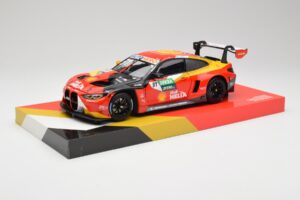 BMW M4 GT3 G82 #31 S. van der Linde Team Schubert DTM Champion 2022 Minichamps 1:18 113222331 Metall