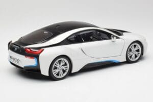 BMW i8 Crystal Weiss Paragon 1:18 80432336841 Metall – Bild 3 von 8