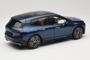 BMW iX Blue Metallic Minichamps 1:18 110023100 Metall – Bild 3 von 8