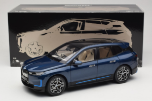 BMW iX Blue Metallic Minichamps 1:18 110023100 Metall – Bild 8 von 8