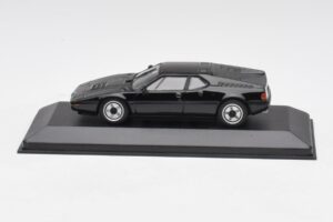 BMW M1 Schwarz Minichamps 1:43 940025021 Metall