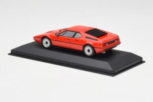 BMW M1 Rot Minichamps 1:43 430025022 Metall – Bild 3 von 4