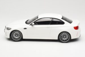 BMW M2 Competition F87 Weiss Minichamps 1:18 155028000 Metall – Bild 3 von 6