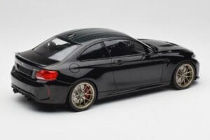 BMW M2 CS F87 Schwarz Metallic Mit Goldfelgen Minichamps 1:18 155021021 Metall – Bild 2 von 6