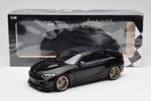 BMW M2 CS F87 Schwarz Metallic Mit Goldfelgen Minichamps 1:18 155021021 Metall – Bild 6 von 6