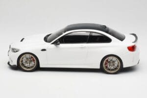 BMW M2 F87 CS Alpine White Goldene Felgen Minichamps 1:18 155021020 Metall – Bild 3 von 6