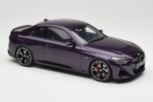 BMW M240i G42 Thundernight Metallic GT Spirit 1:18 GT504 Resin – Bild 4 von 6