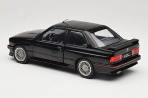 BMW M3 E30 Sport Evo Schwarz Solido 1:18 S1801501 Metall – Bild 7 von 8