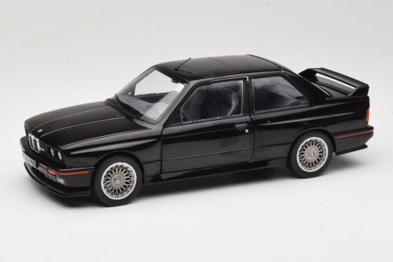 BMW M3 E30 Sport Evo Schwarz Solido 1:18 S1801501 Metall
