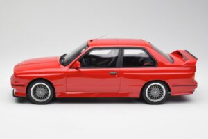 BMW M3 E30 Sport Evolution Rot Otto 1:12 G033 Resin – Bild 3 von 6