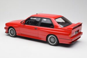 BMW M3 E30 Sport Evolution Rot Otto 1:12 G033 Resin – Bild 5 von 6