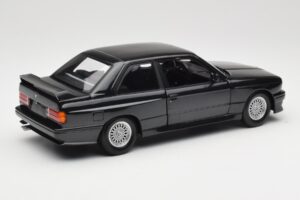 BMW M3 E30 Black Metallic Minichamps 1:18 180020306 Metall – Bild 3 von 8