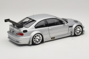 BMW M3 E46 GTR Street Silber Minichamps 1:18 100012100 Metall – Bild 3 von 8
