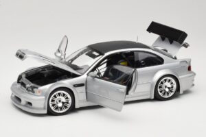 BMW M3 E46 GTR Street Silber With Carbon Roof Minichamps 1:18 100012102 Metall – Bild 2 von 8